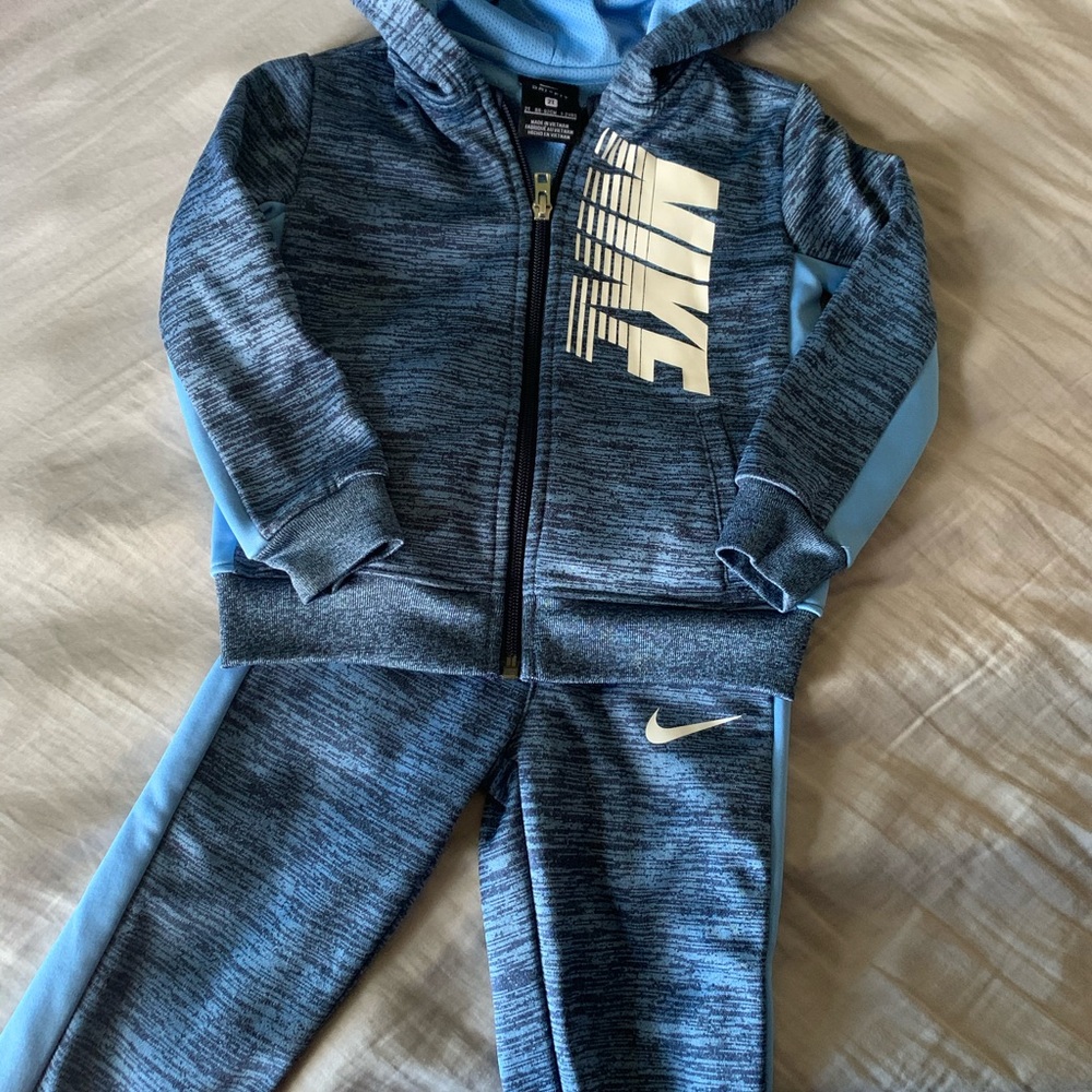 Boys 2T Nike jump suit